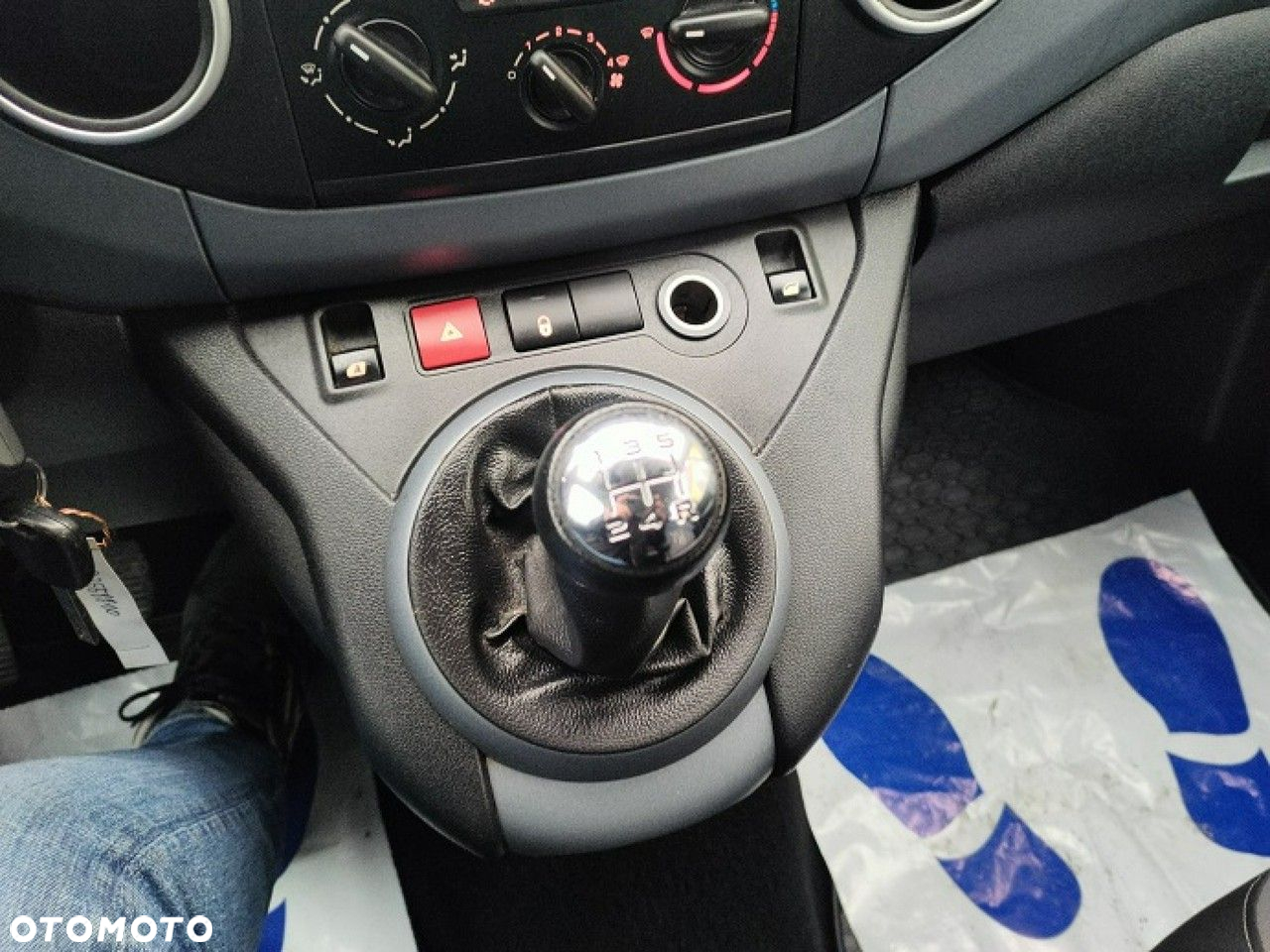 Peugeot Partner - 16