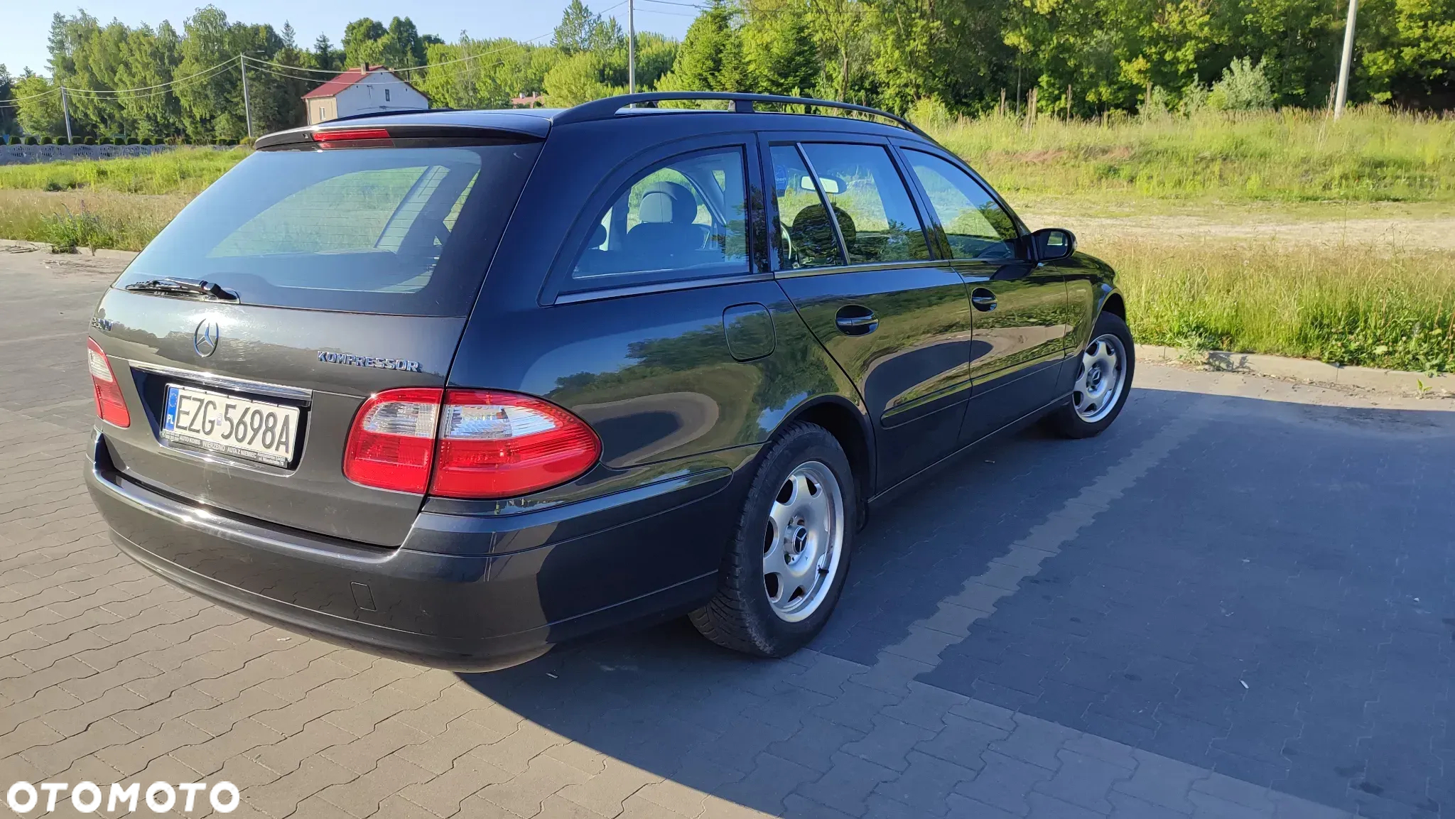 Mercedes-Benz Klasa E 200 T Kompressor Automatik Classic - 25