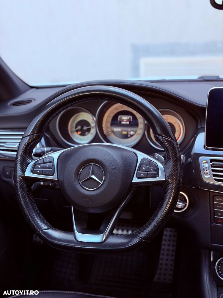 Mercedes-Benz CLS - 14