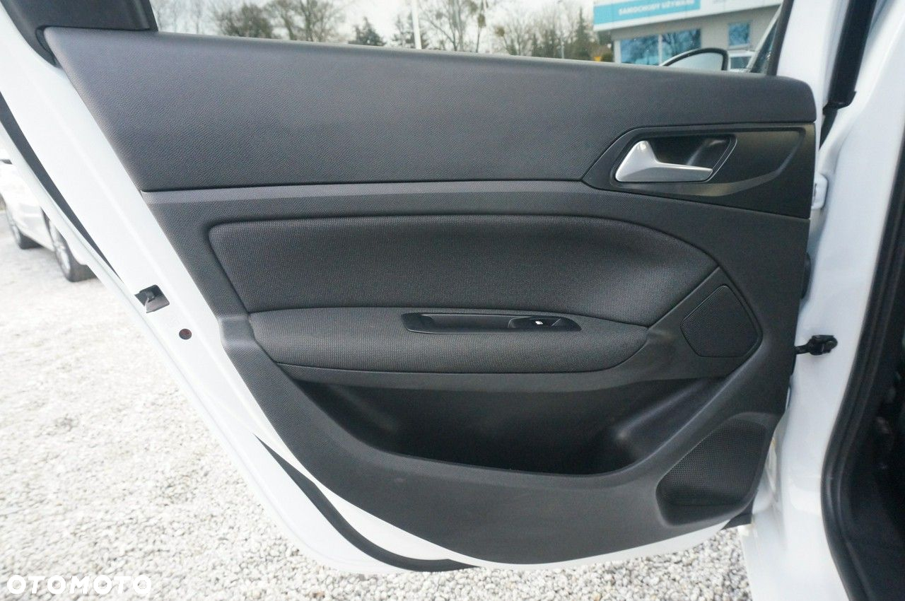 Peugeot 308 1.5 BlueHDi Allure Pack S&S EAT8 - 23