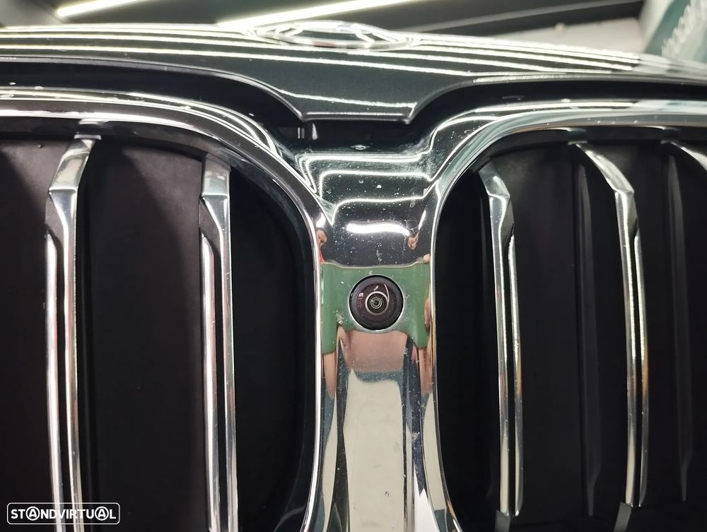 BMW 530 e Line Luxury - 8