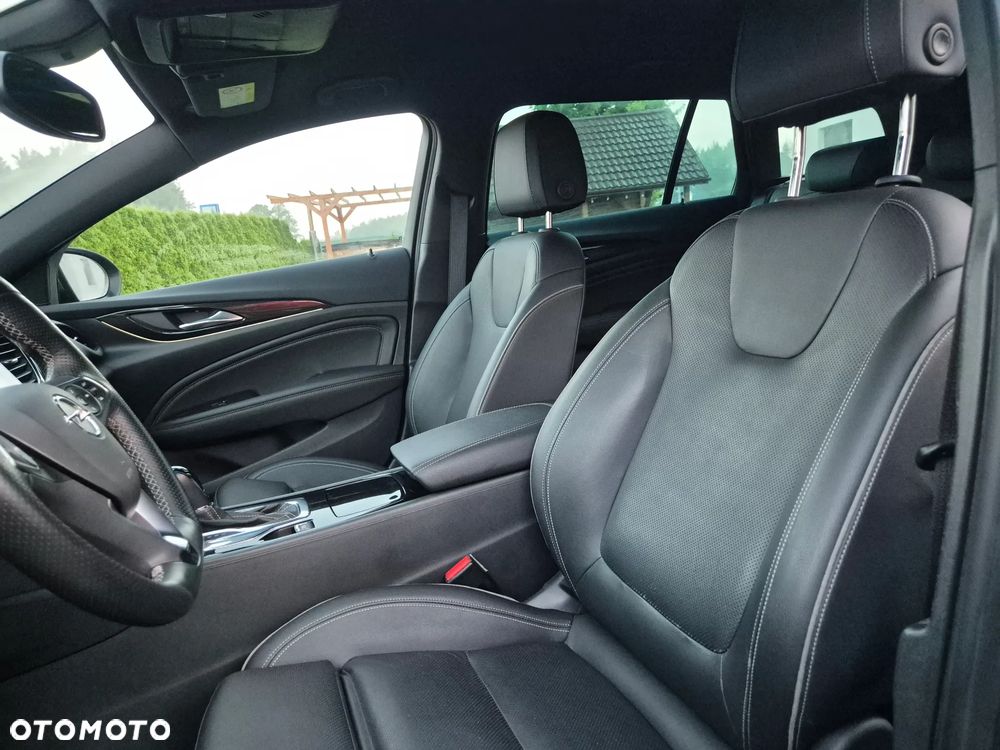 Opel Insignia - 23
