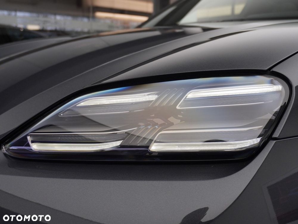 Porsche Macan 4 100kWh - 11