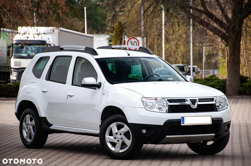 Dacia Duster 1.6 16V 4x2 Laureate - 2