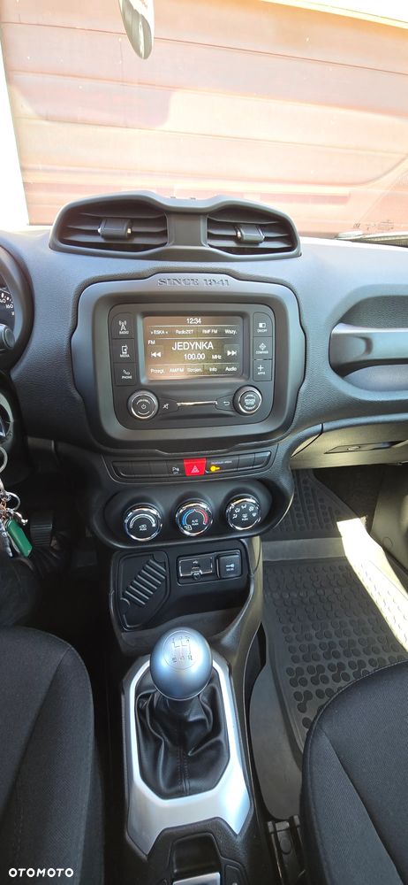 Jeep Renegade - 12