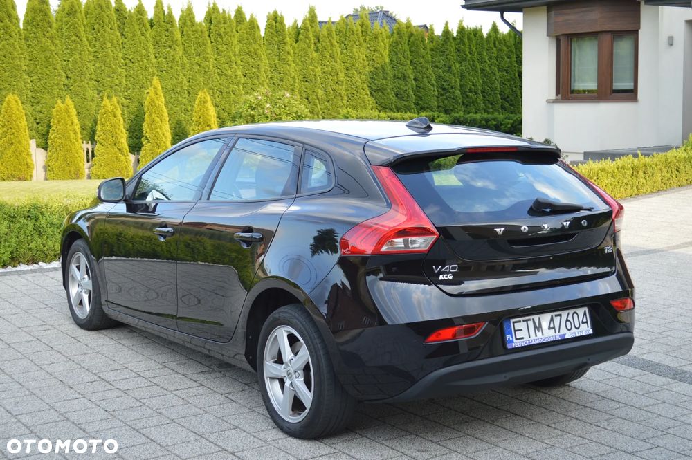 Volvo V40 - 6