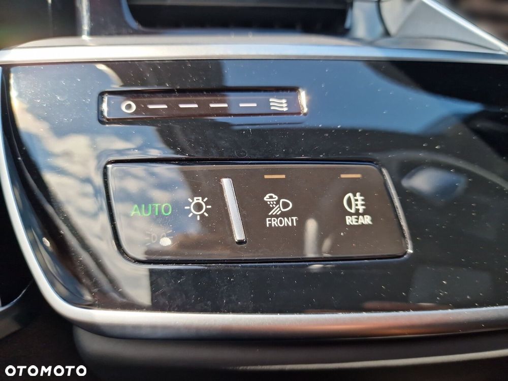 Audi S8 TFSI mHEV Quattro Tiptr - 33