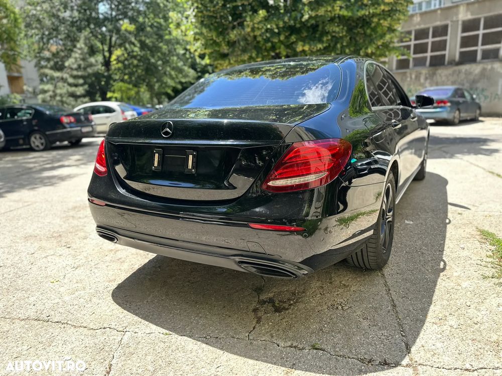 Mercedes-Benz E 200 Aut. - 9