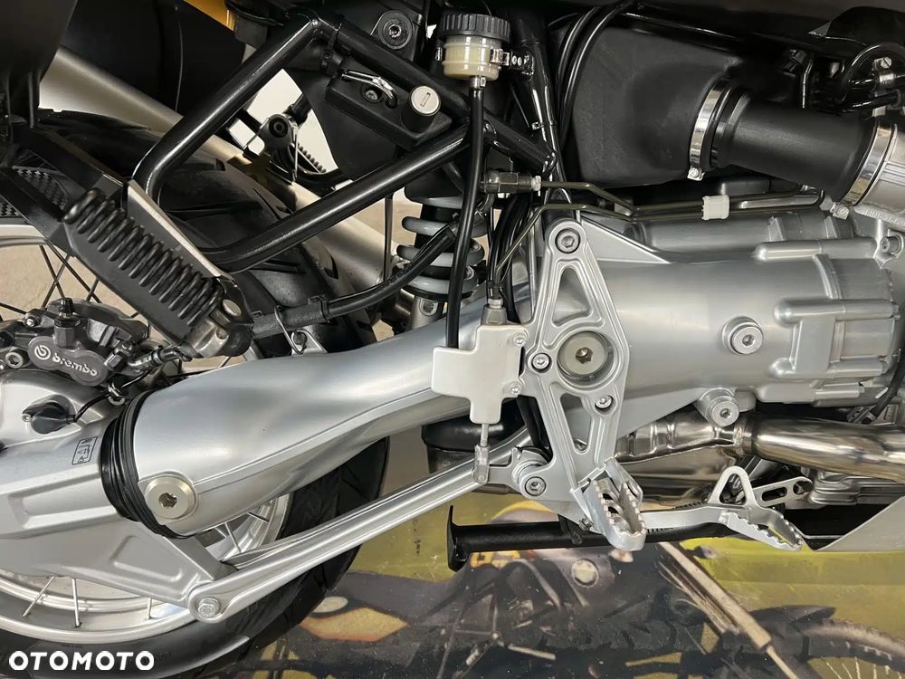 BMW R - 19