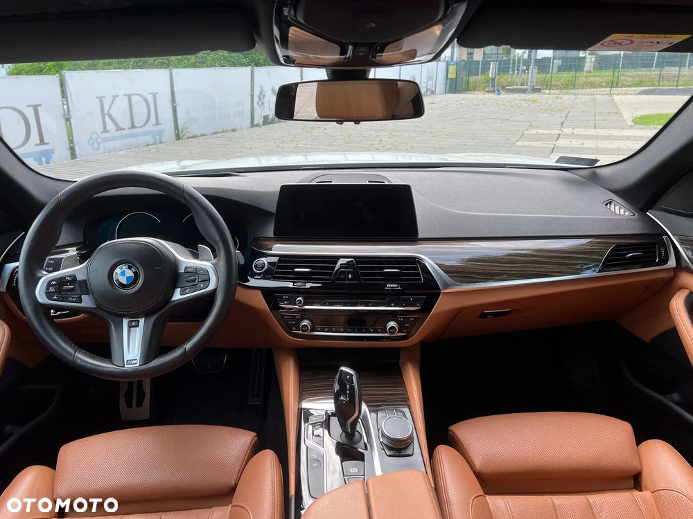BMW Seria 5 530i xDrive M Sport sport - 21