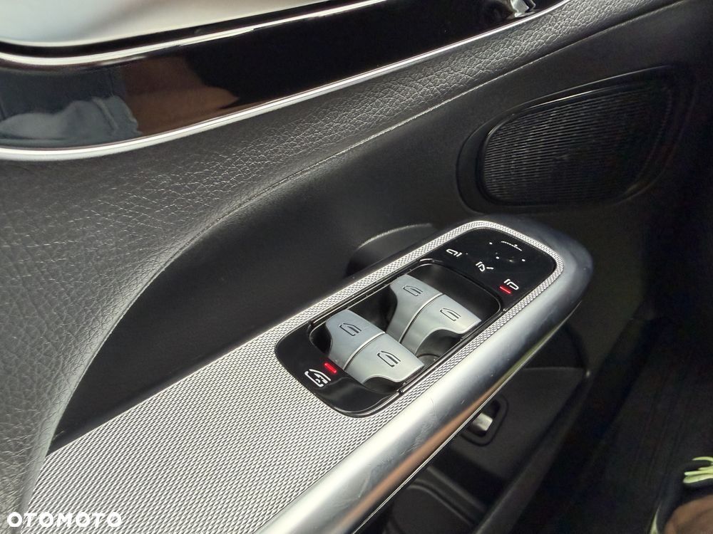 Mercedes-Benz GLC 220 d 4Matic 9G-TRONIC AMG Line Advanced - 16