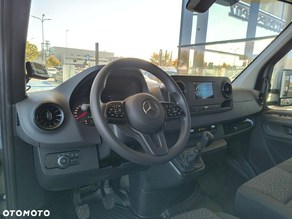 Mercedes-Benz Sprinter 317 CDI OM654 - 13