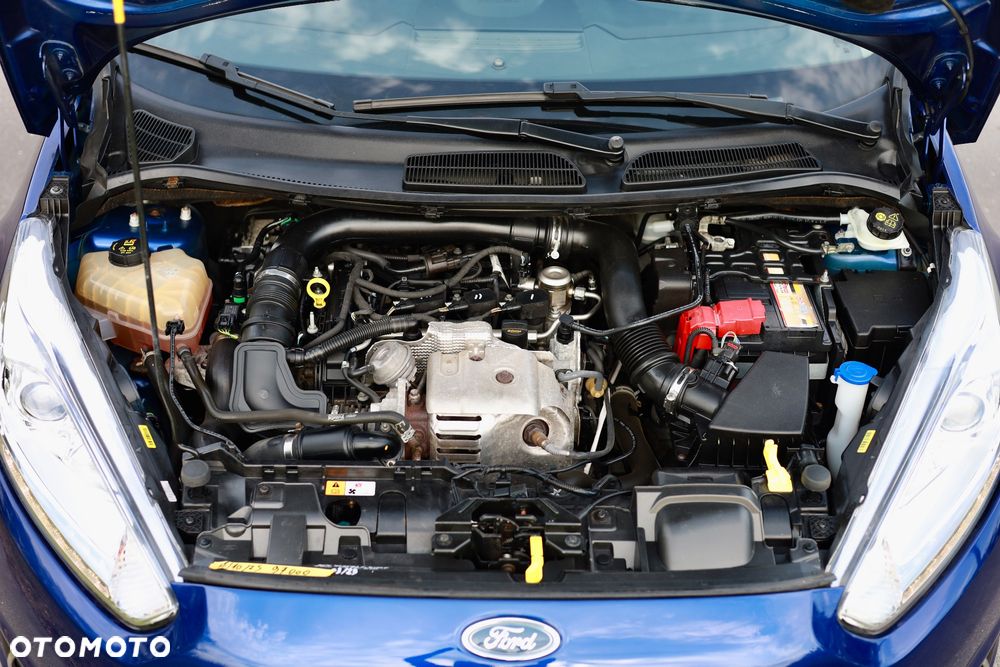 Ford Fiesta 1.0 EcoBoost S&S TREND - 10