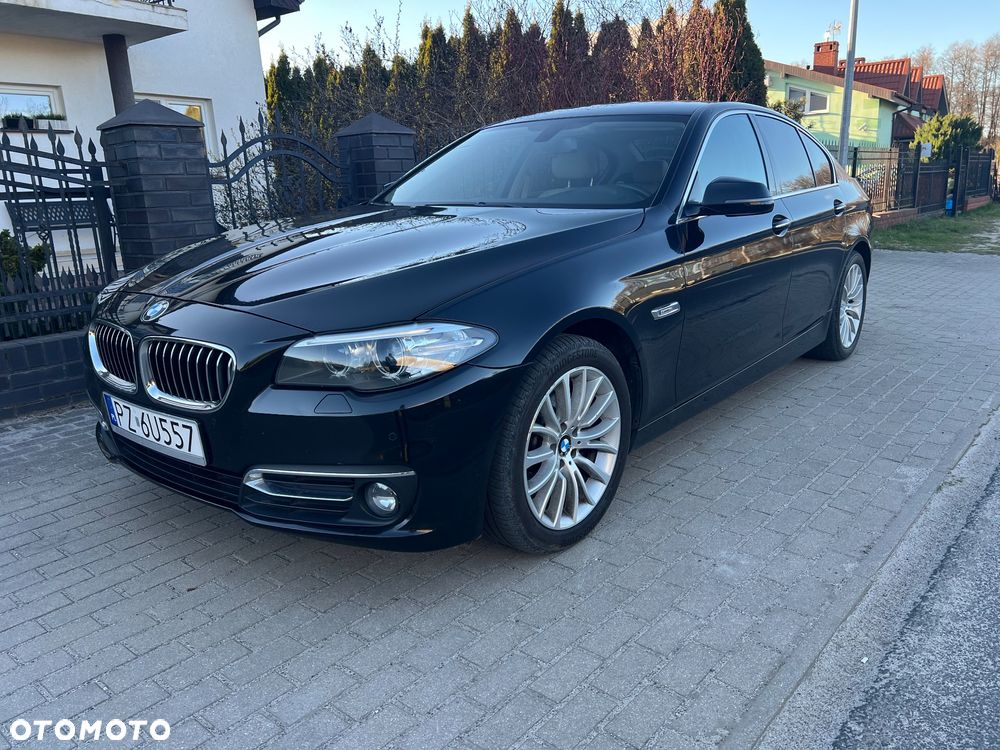 BMW Seria 5 520d xDrive Luxury Line - 1