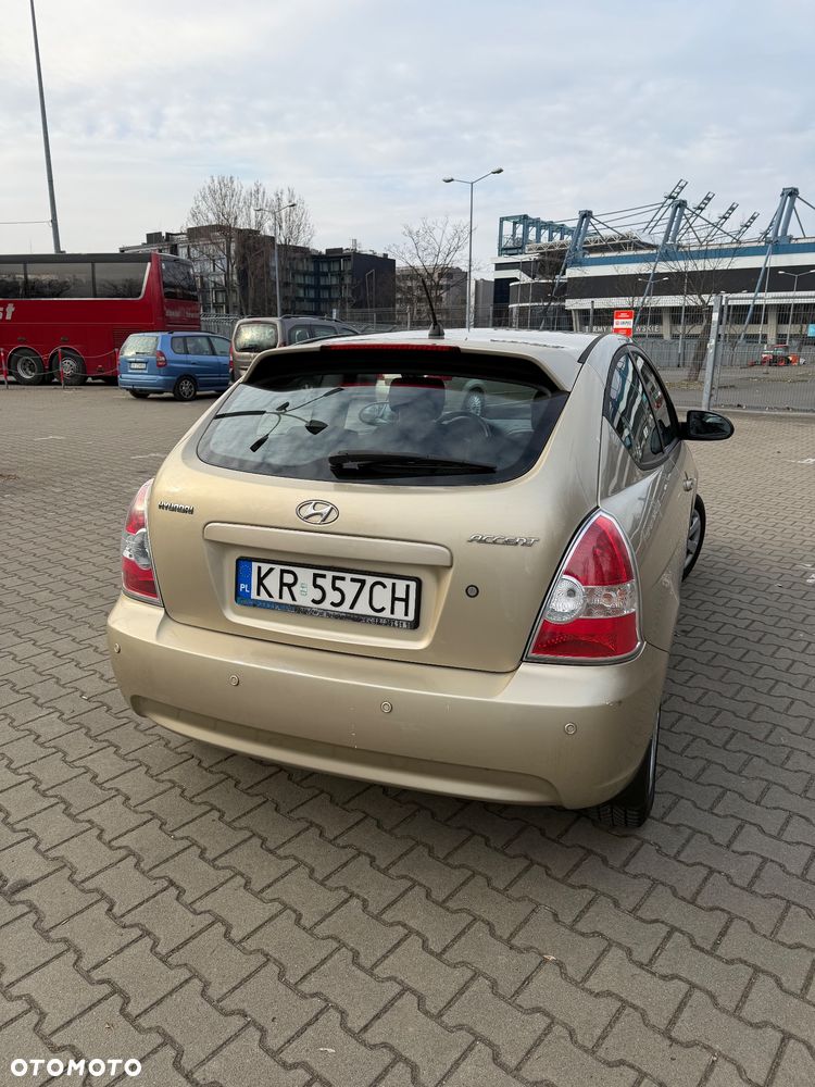 Hyundai Accent 1.6 Style A/C - 5
