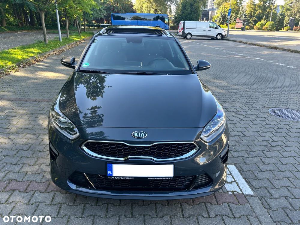 Kia Ceed - 3