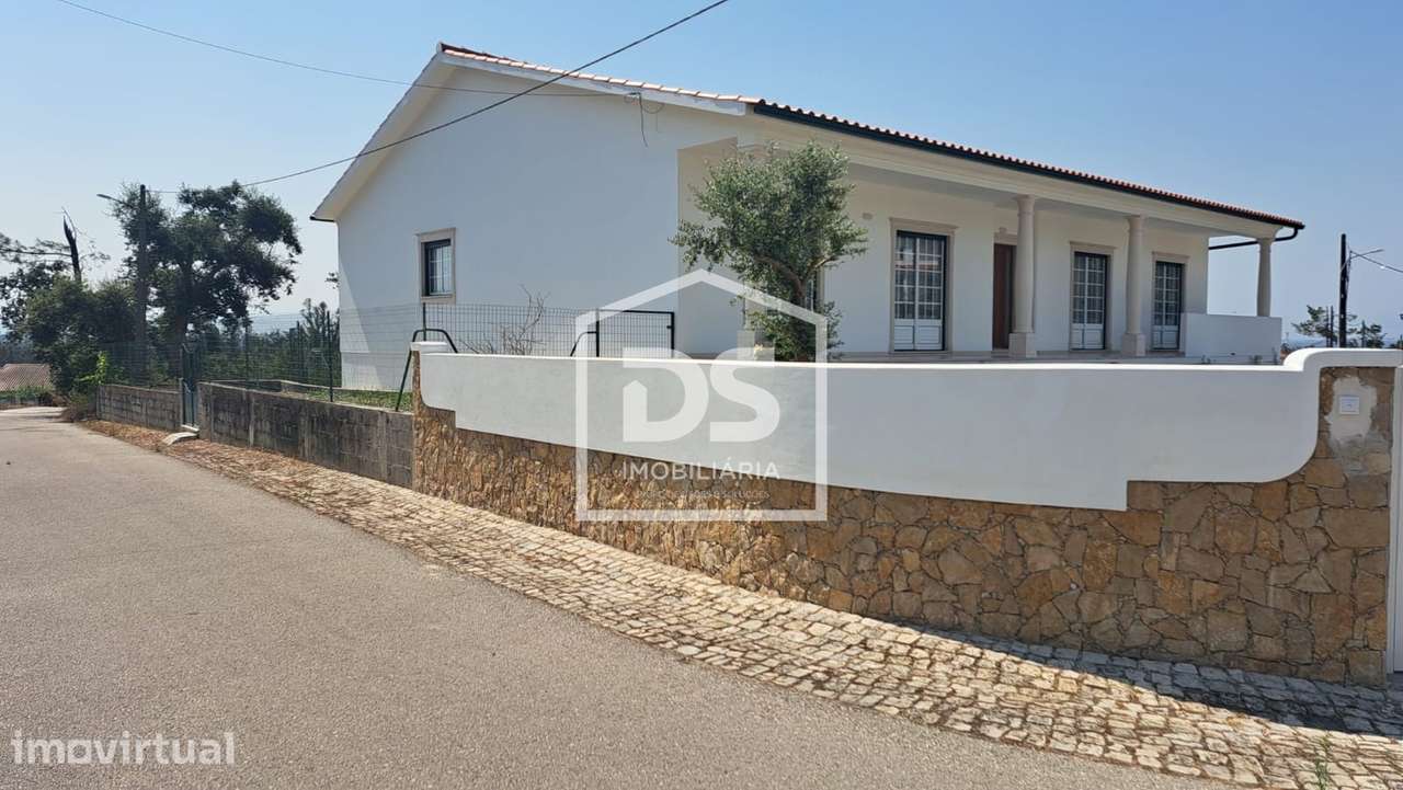 Moradia T4 isolada Pataias I Alcobaça - Grande imagem: 2/33