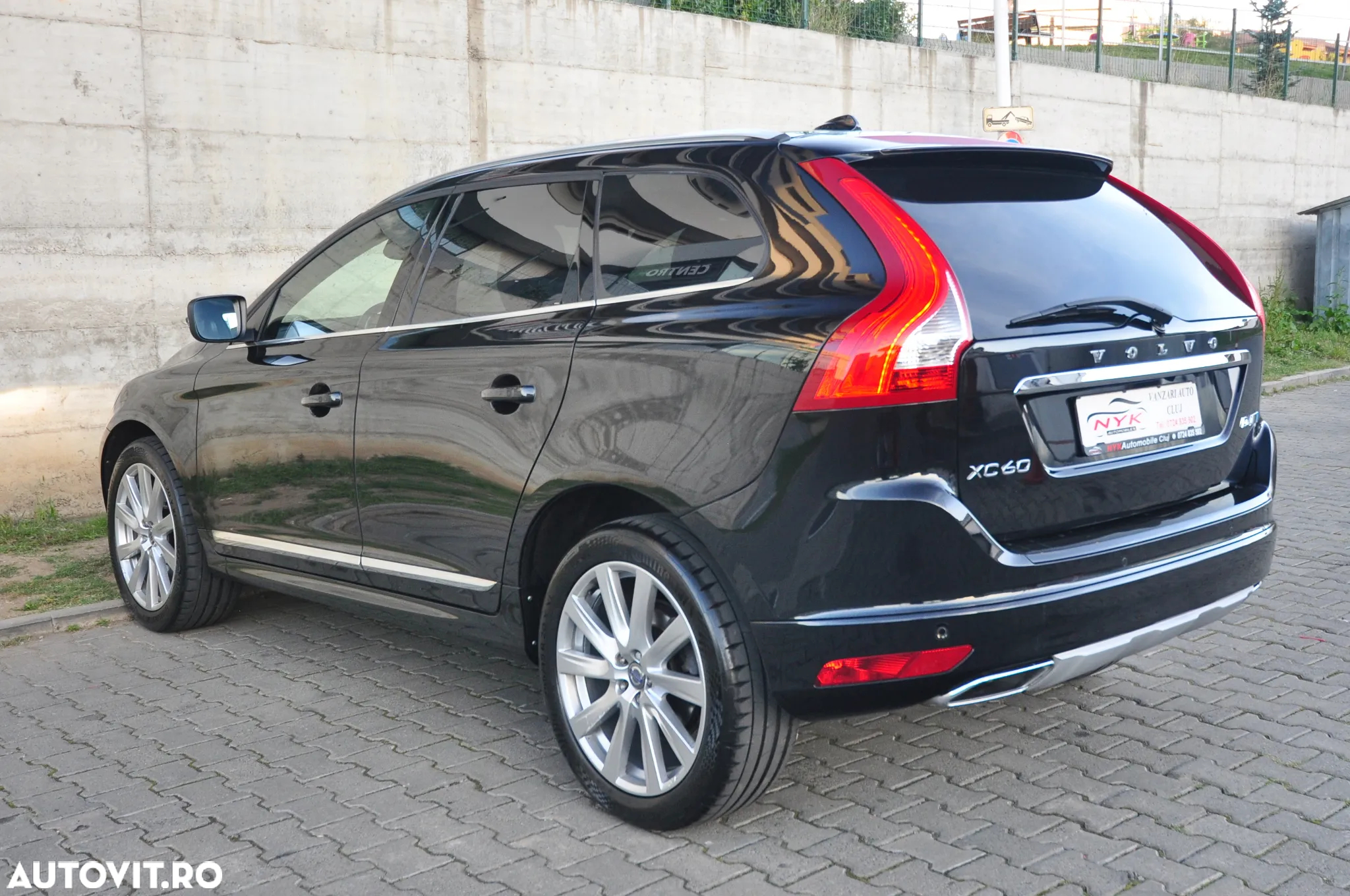 Volvo XC 60 D5 AWD Geartronic Linje Inscription - 3