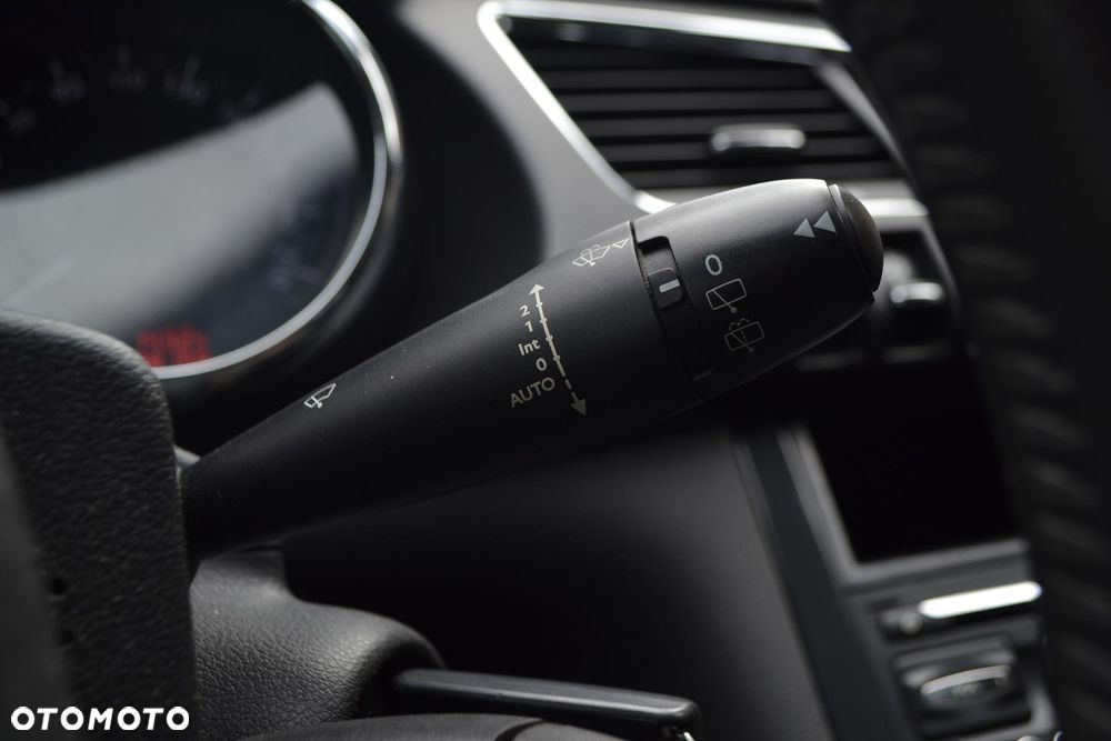 Peugeot 3008 HDi FAP 110 Premium - 27