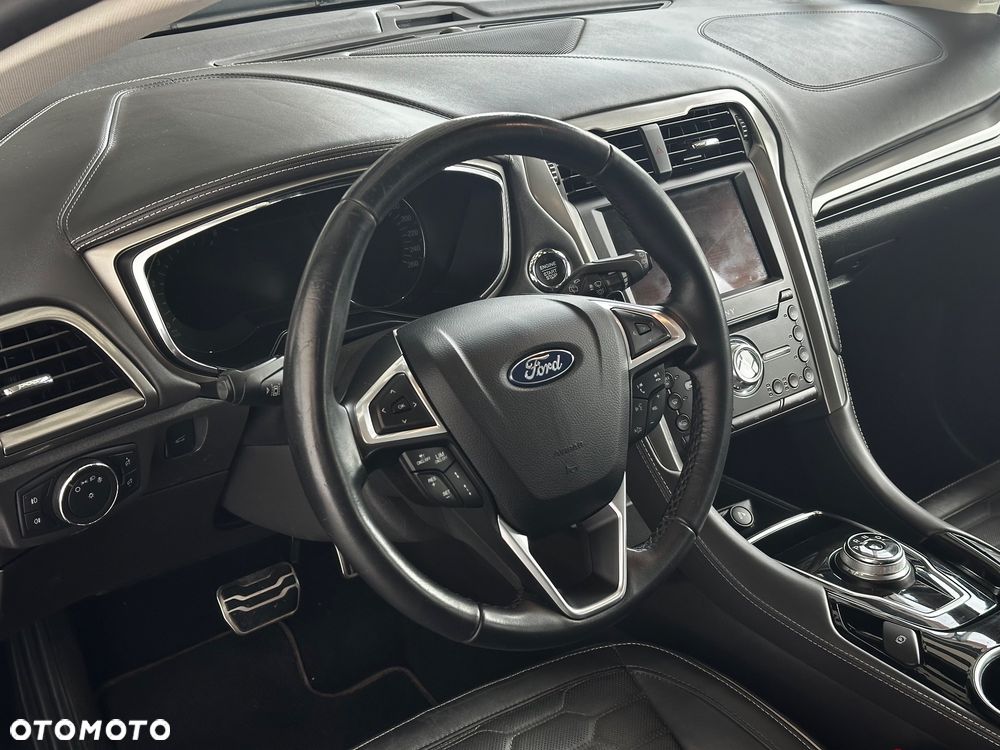 Ford Mondeo - 12