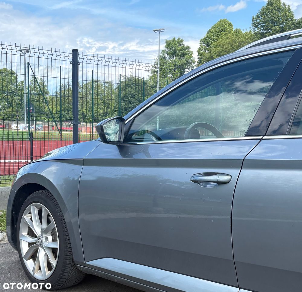 Skoda Superb 1.6 TDI Style DSG - 5