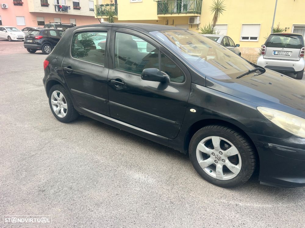 Peugeot 307 1.6 HDi Navtech - 4