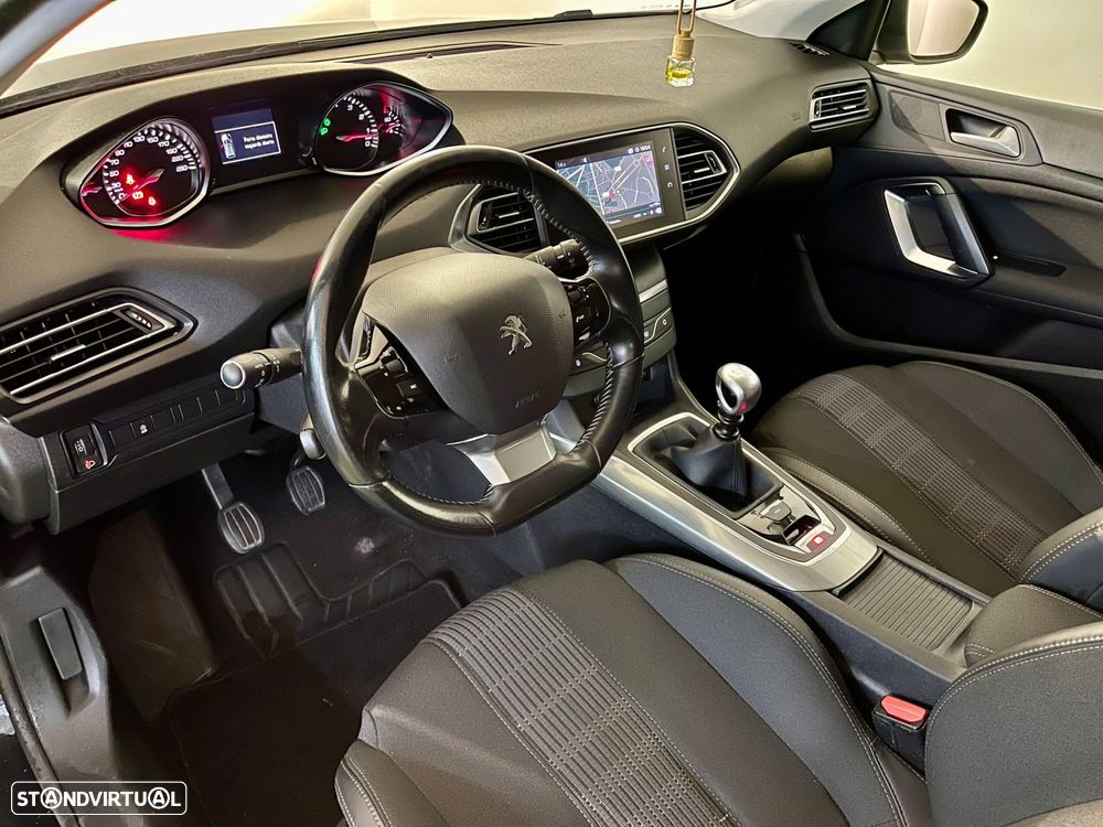 Peugeot 308 SW 1.2 PureTech Style J17 - 13