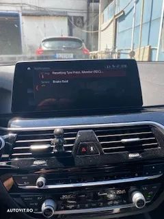 BMW Seria 5 520d AT - 31