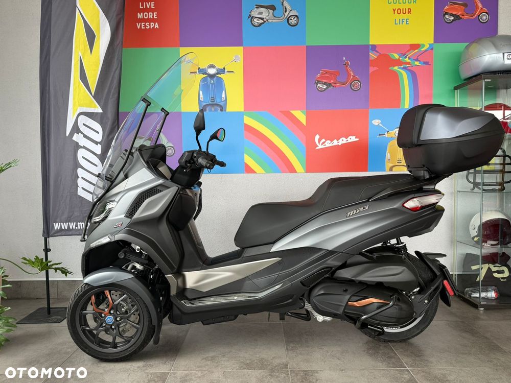 Piaggio MP-3 - 3