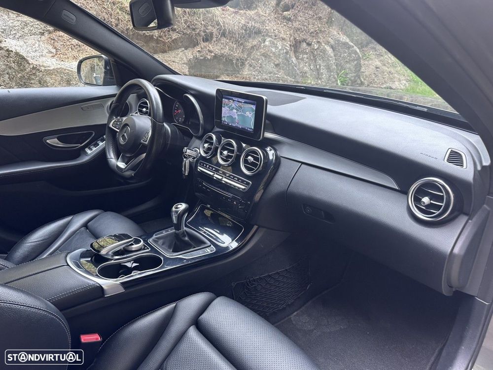 Mercedes-Benz C 220 d AMG Line - 22