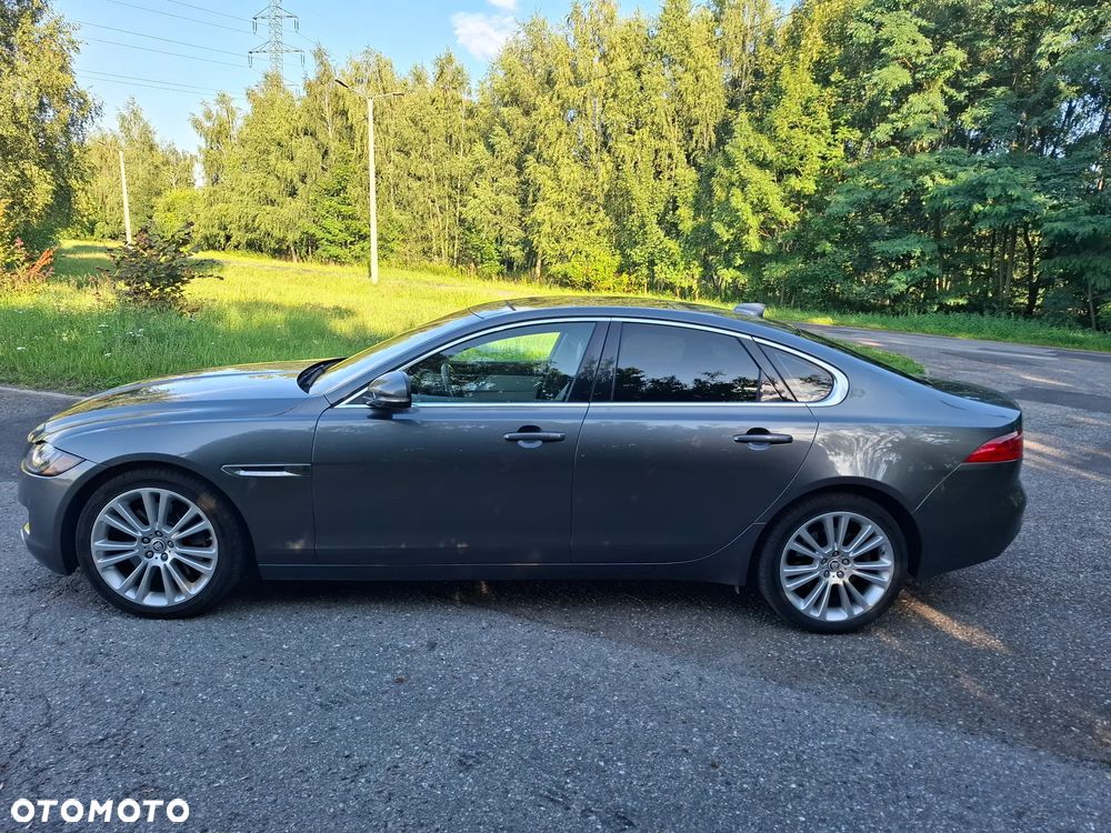 Jaguar XF 3.0 V6 Prestige - 7
