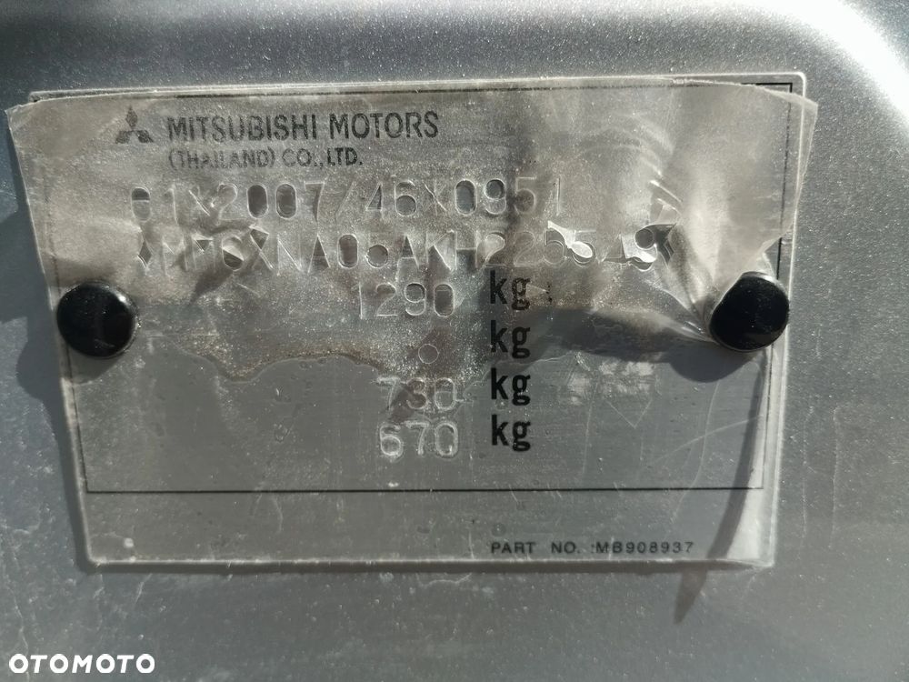 Mitsubishi Space Star 1.0 Plus - 24