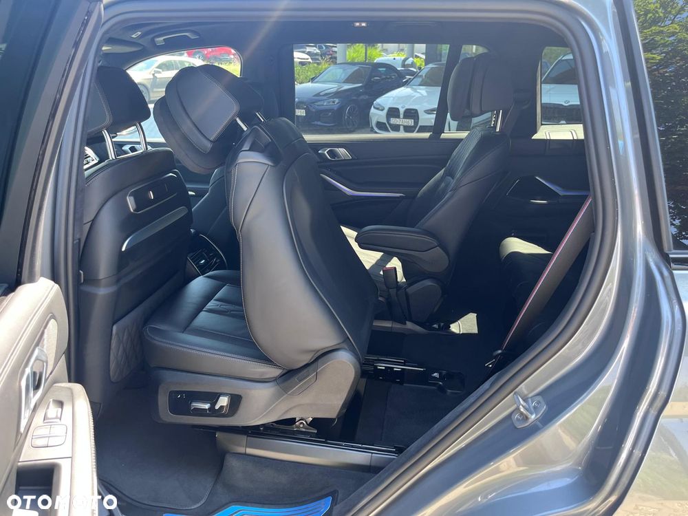 BMW X7 xDrive40d mHEV sport - 24