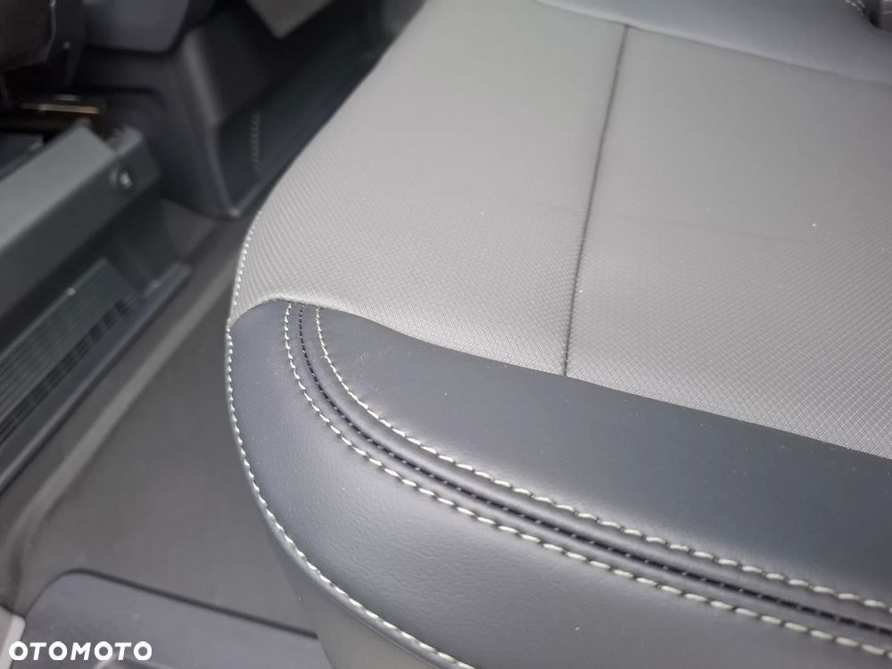 Volkswagen Transporter - 12