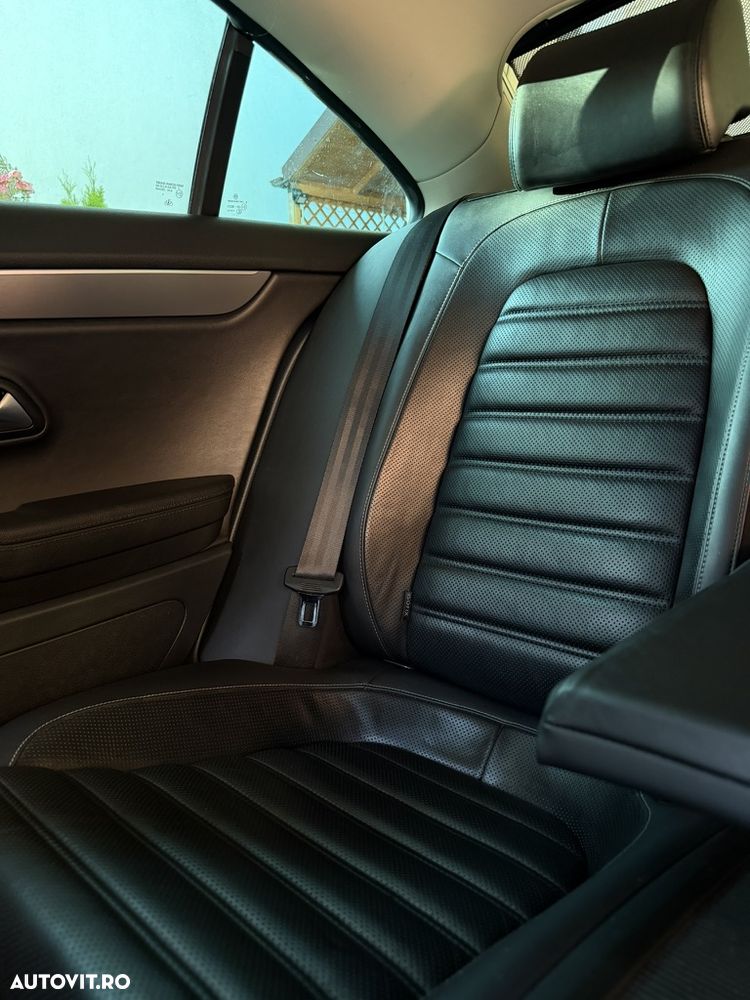 Volkswagen Passat CC 2.0 TDI BlueMotion Technology DSG - 32