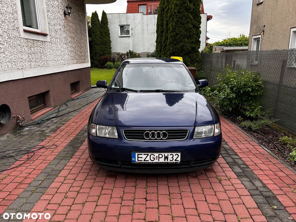 Audi A3 Sportback - 3