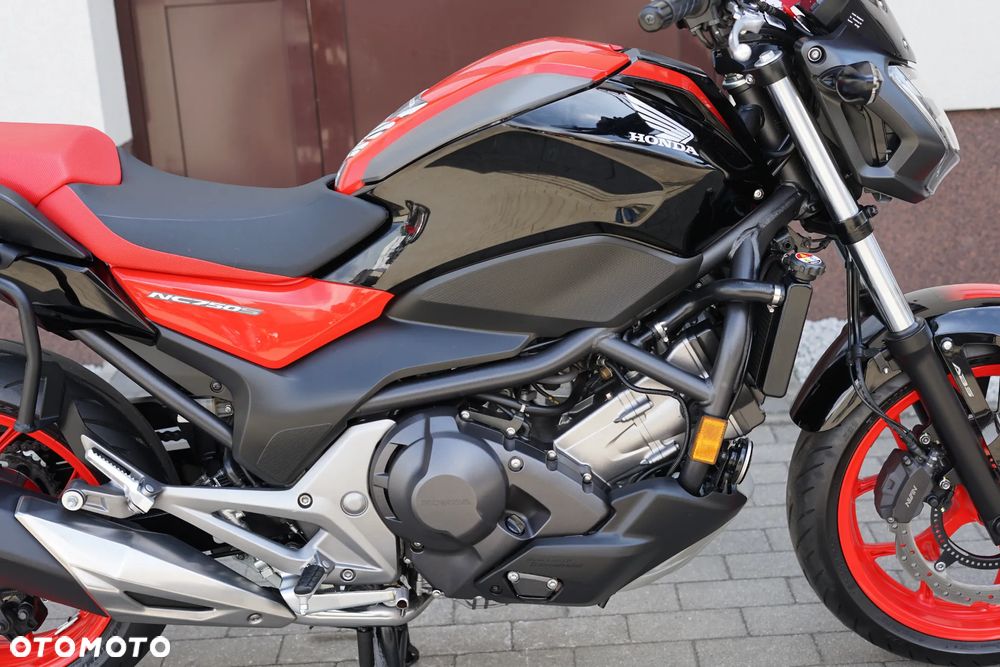 Honda NC - 10