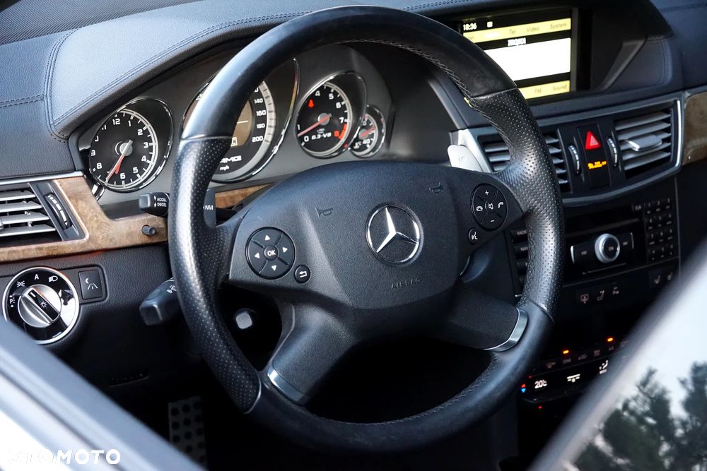 Mercedes-Benz Klasa E 63 AMG AMG Speedshift 7G-MCT - 23