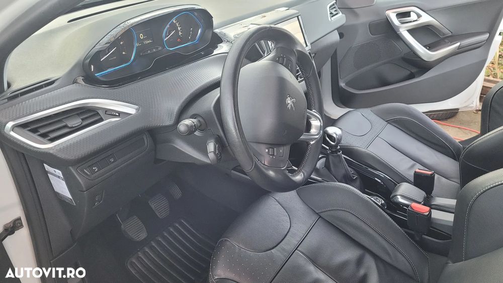 Peugeot 2008 BlueHDi FAP 120 STOP & START Allure - 6