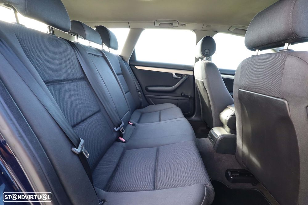 Audi A4 1.9 TDI m6 Sport - 15