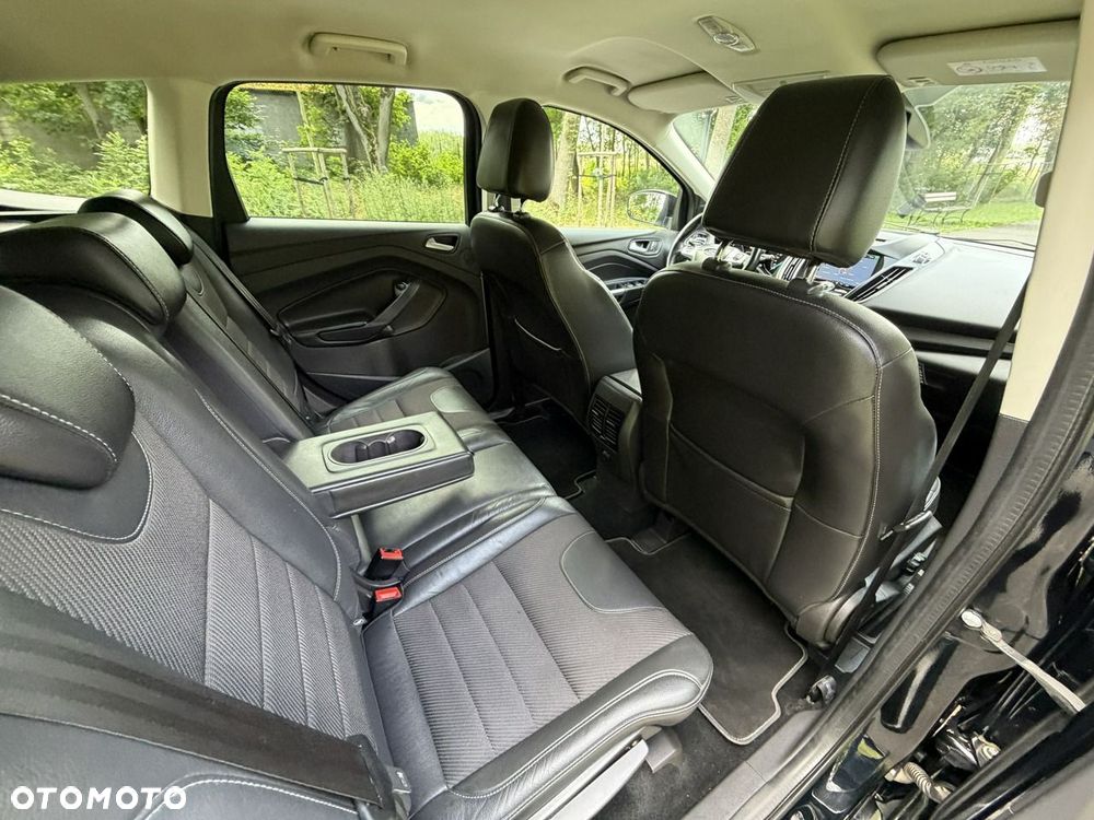 Ford Kuga - 30