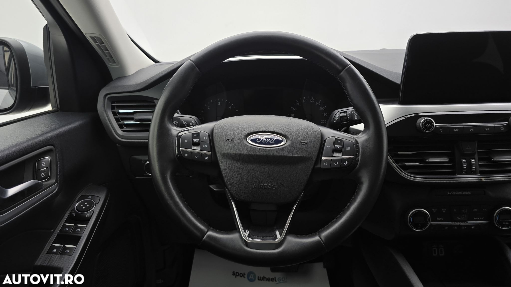 Ford Kuga 1.5 EcoBlue A8 FWD Trend - 15