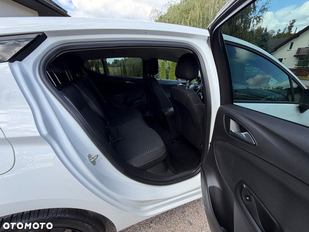 Opel Astra 1.4 Enjoy - 28