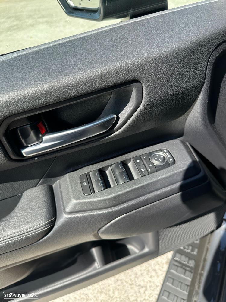 Toyota Land Cruiser Prado - 11