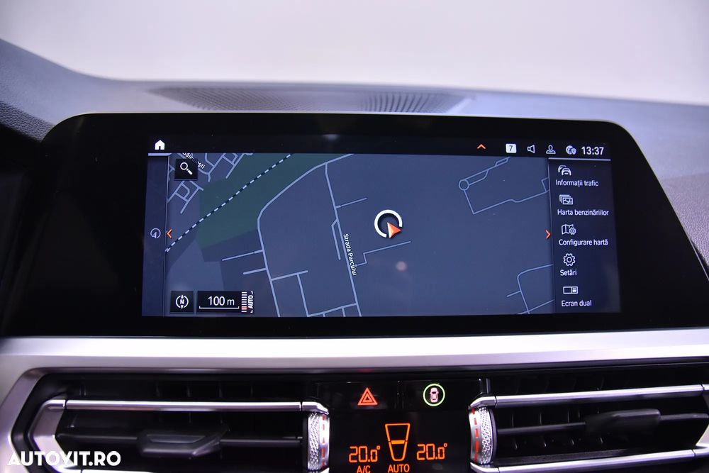 BMW Seria 3 320d Touring xDrive Aut. - 22