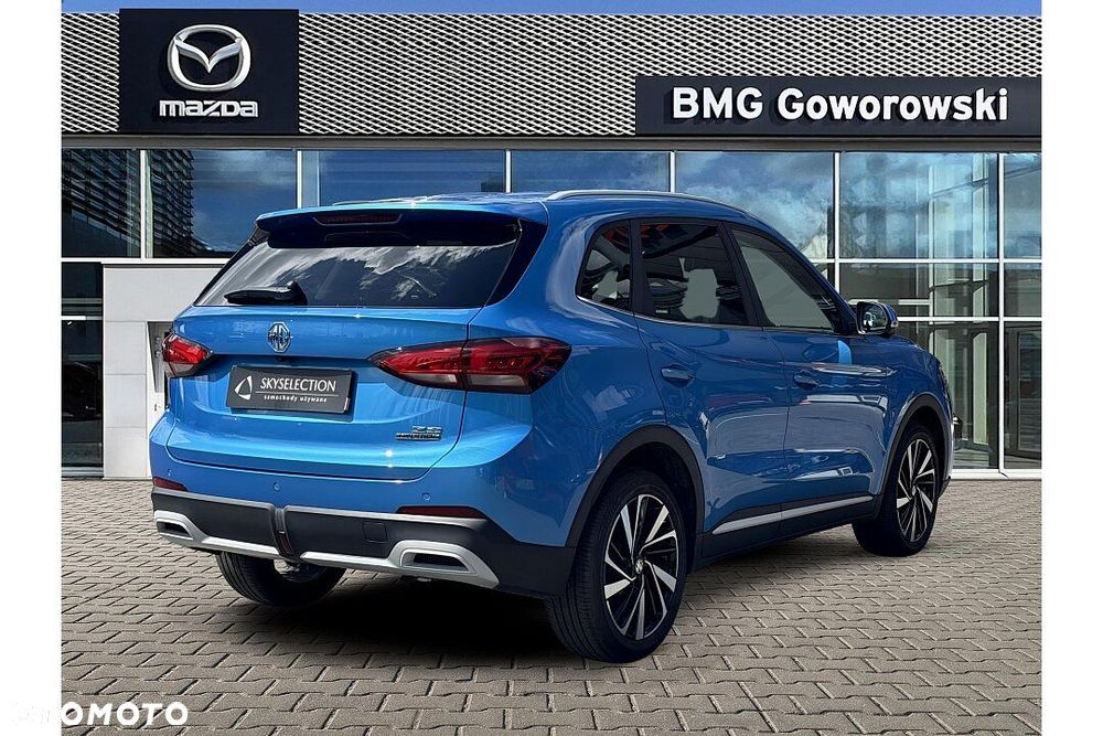 MG ZS - 10