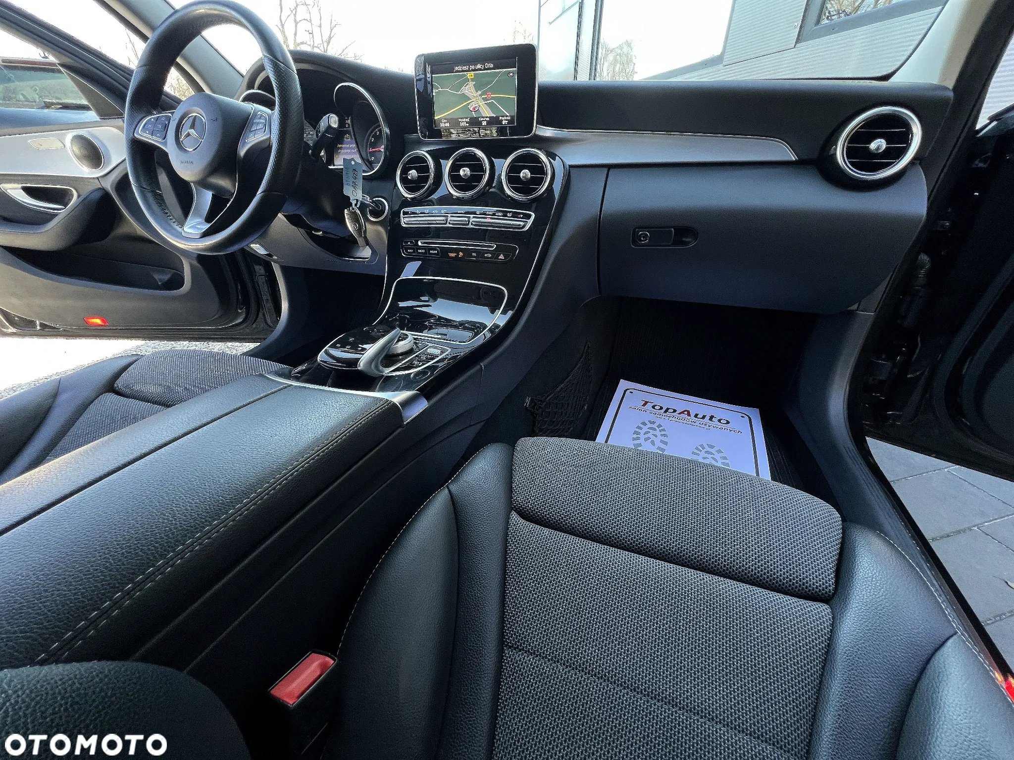 Mercedes-Benz Klasa C 200 7G-TRONIC - 16