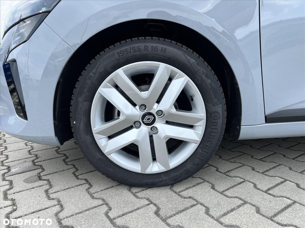 Renault Clio - 17