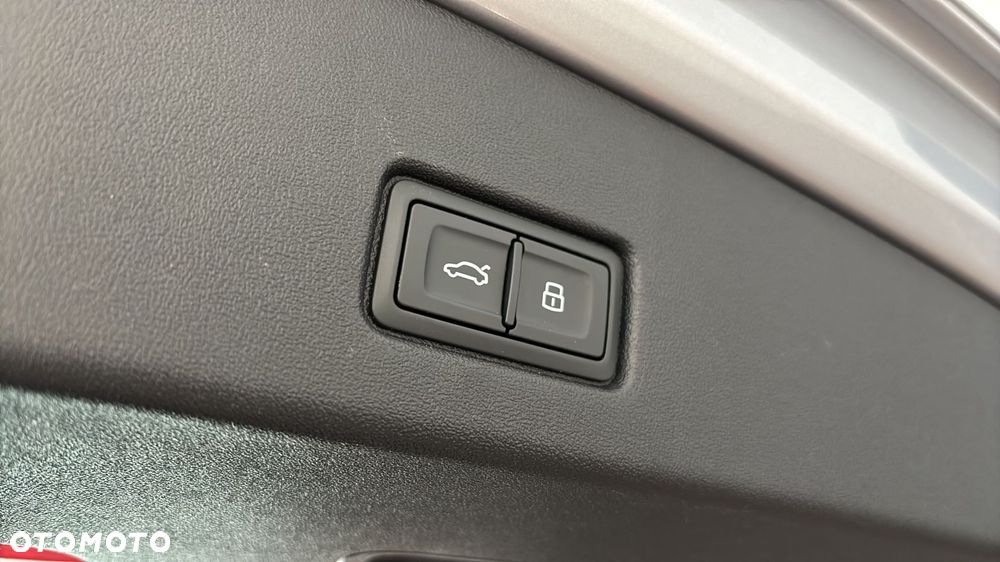 Audi Q4 e-tron - 20