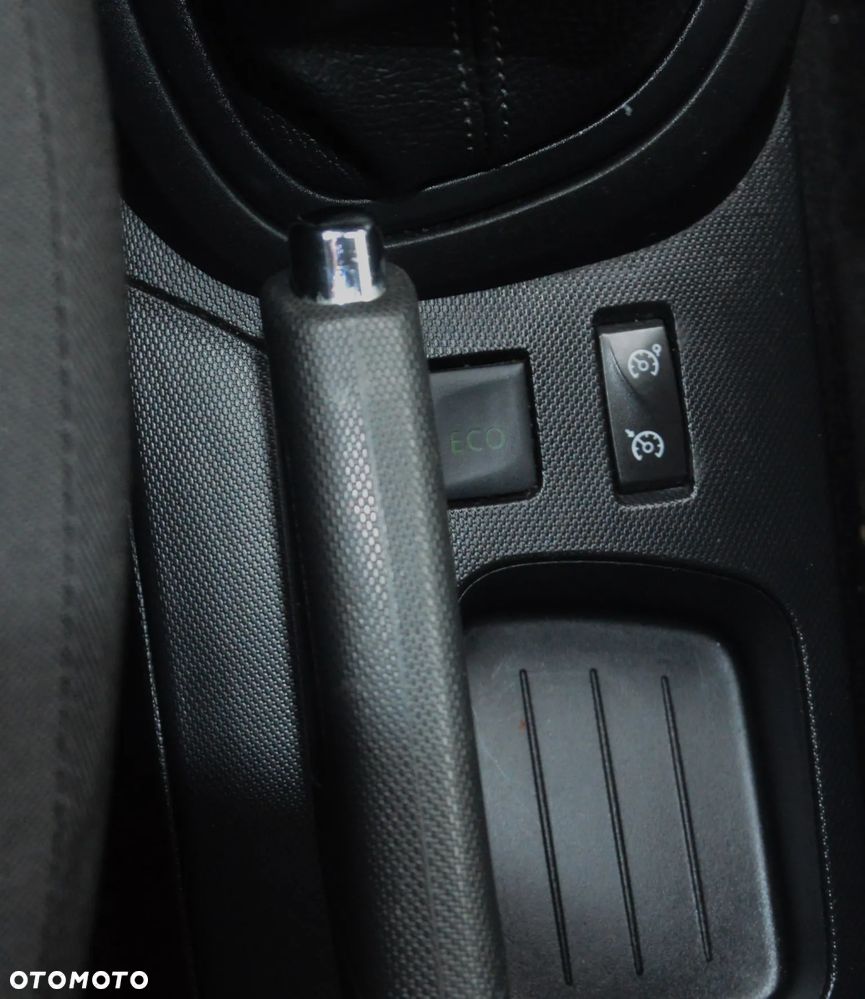 Renault Captur - 19